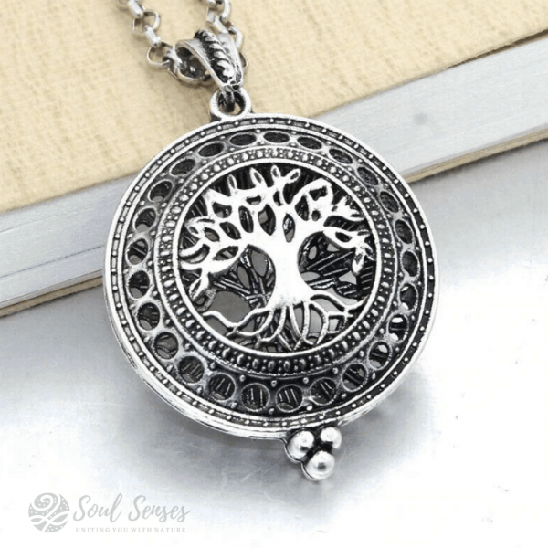 Essential Oil Aromatherapy Diffuser Round Vintage Locket - Silver Tree Of Life.